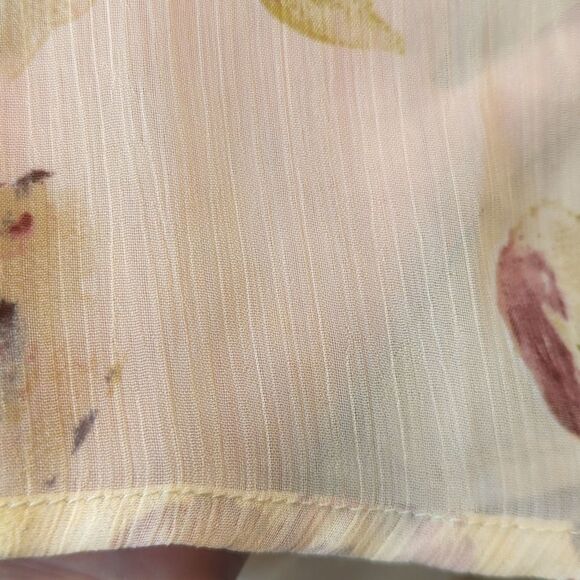 Charlotte Russe Floral Mini-skirt, Leaf Belt Buckle - Picture 14 of 14